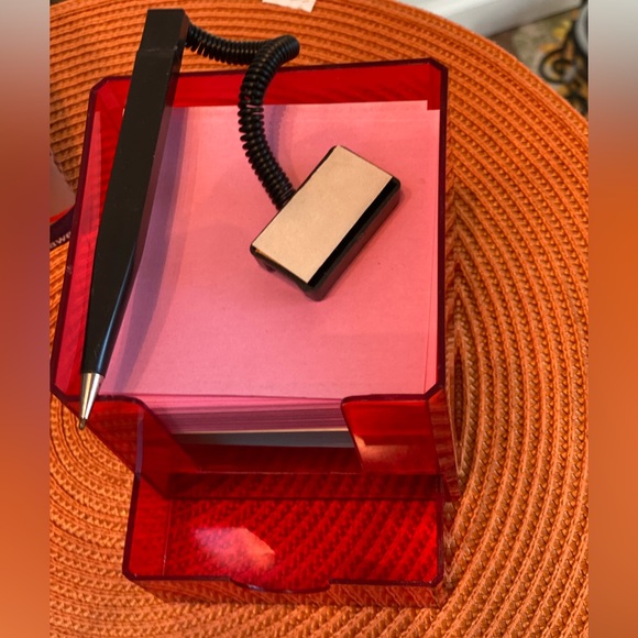 COPY - Desk Acrylic Memo Block Set, Colored Paper and attached Pen, NWT - Picture 2 of 9